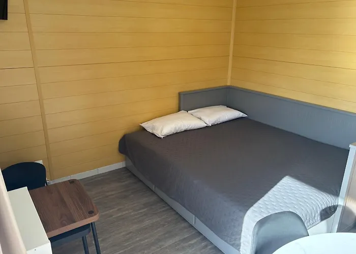 Agreable T2 Lumineux Avec Vue Degagee Et Piscine 公寓 巴拉吕克莱班