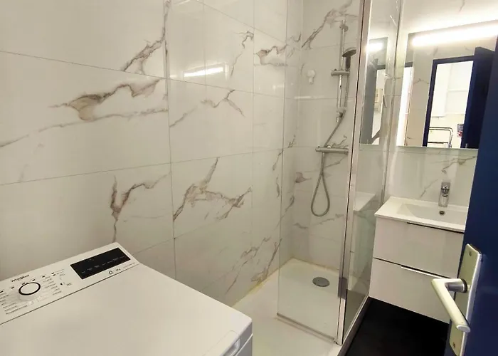 Agreable T2 Lumineux Avec Vue Degagee Et Piscine 公寓 巴拉吕克莱班