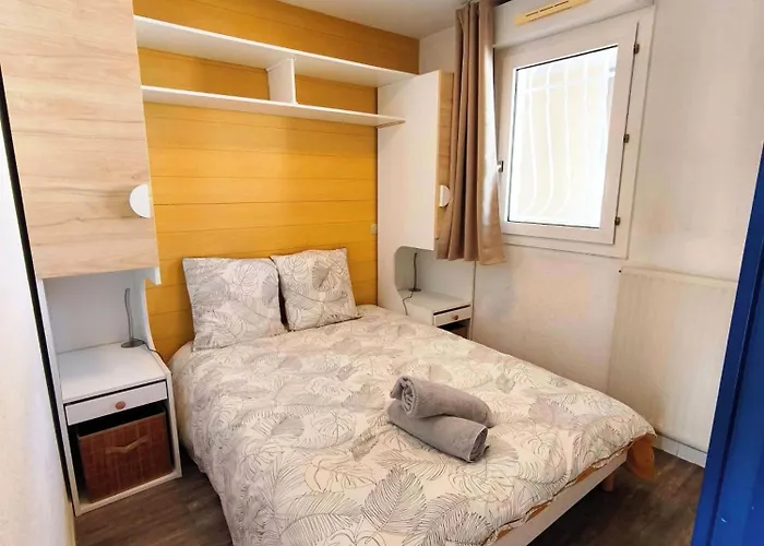 Agreable T2 Lumineux Avec Vue Degagee Et Piscine 公寓